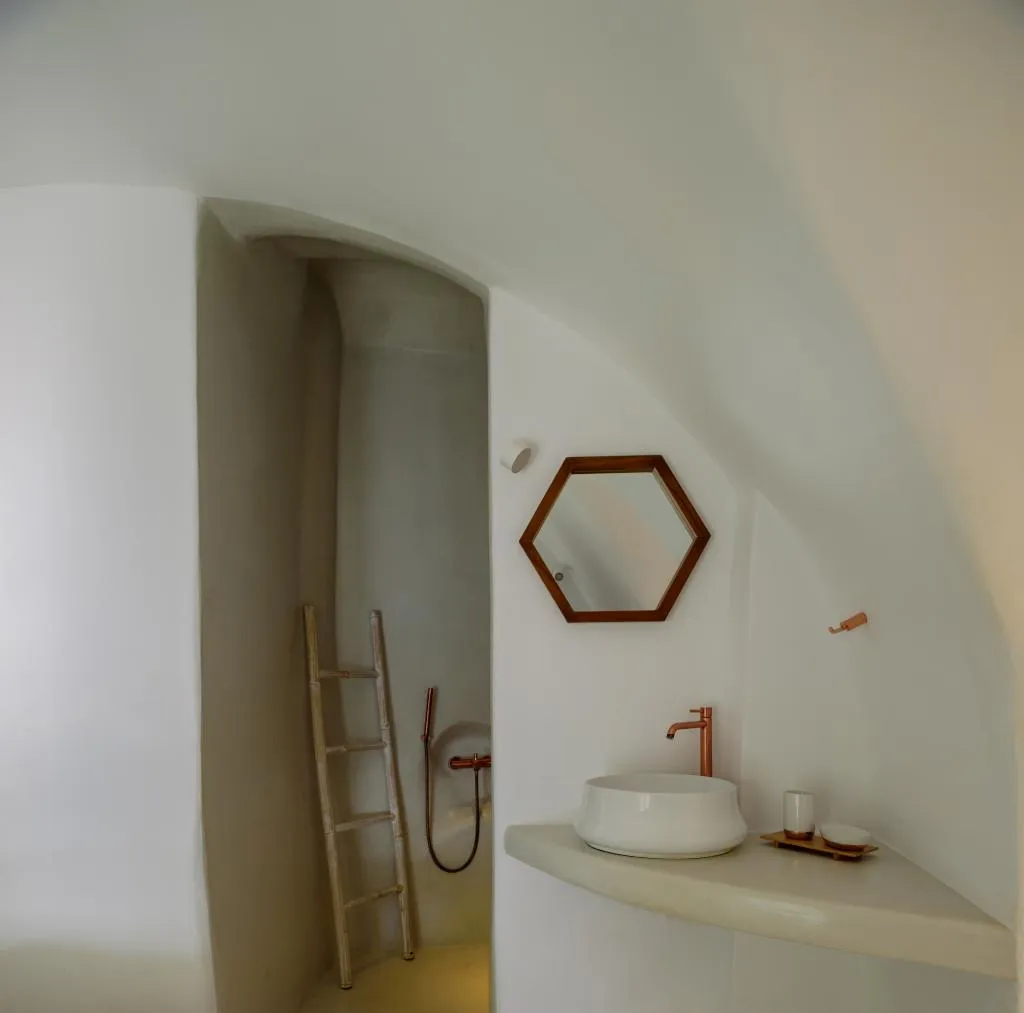 SUITE WITH PRIVATE POOL Room, Nefeles Luxury Suites, Santorini