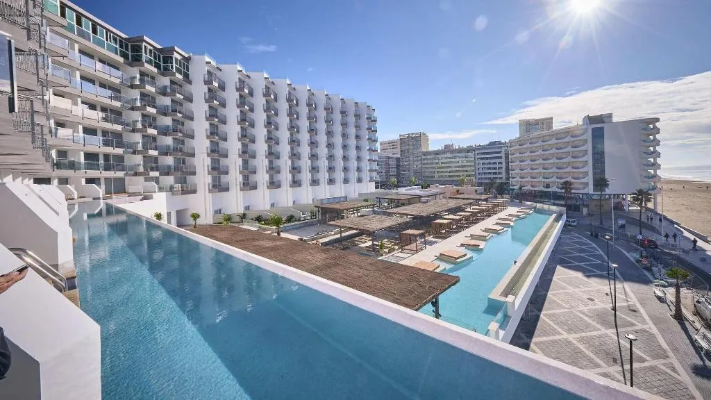 Sports and Entertainment, Hotel Ca Diz Baha A By Q Hotels, Costa De La Luz