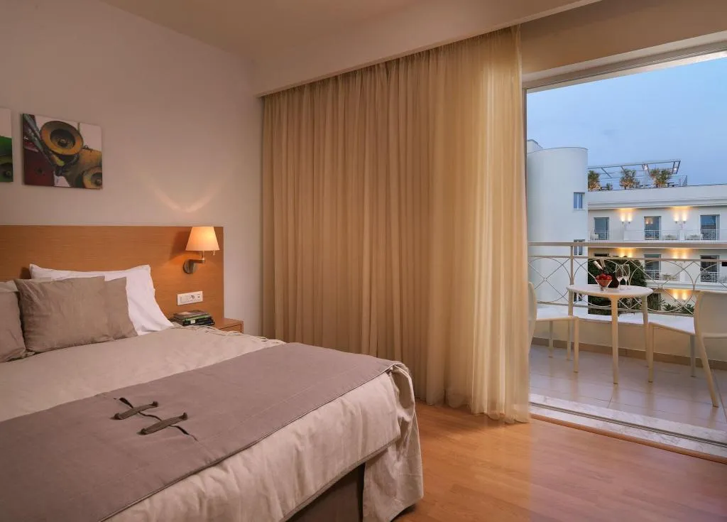 DOUBLE SUPERIOR Room, Elefsina Hotel, Athens
