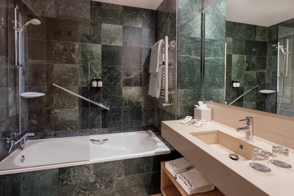 DOUBLE SINGLE USE STANDARD Room, Catalonia Atocha, Madrid