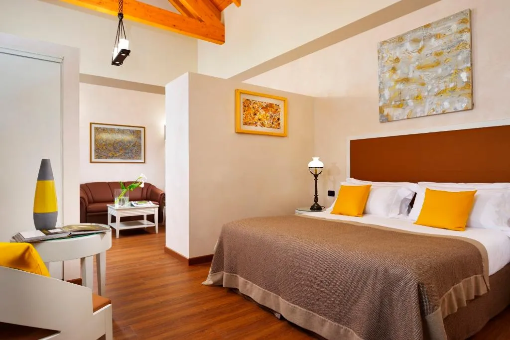 SUITE PARK VIEW Room, Castello Dal Pozzo, Milan
