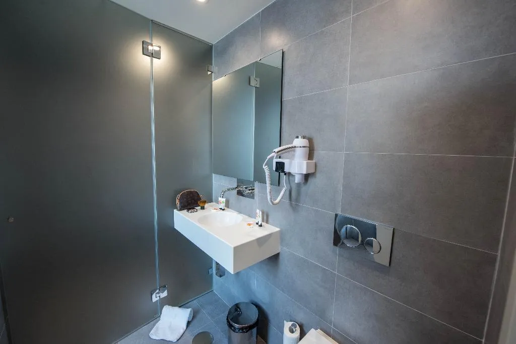 DOUBLE STANDARD Room, Bluesock Hostels Porto, Porto