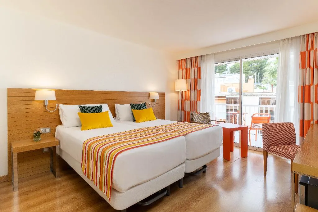 Double or Twin COMFORT Room, Hesperia Mallorca, Majorca