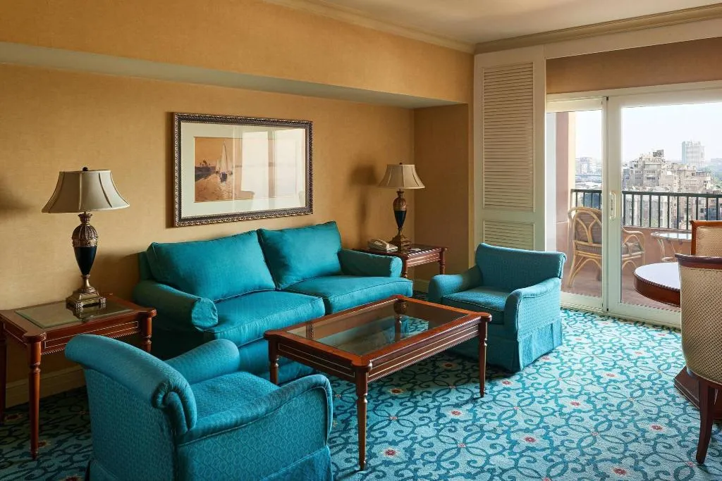 SUITE KING SIZE BED Room, Cairo Marriott hotel & Omar Khayyam Casino, Cairo