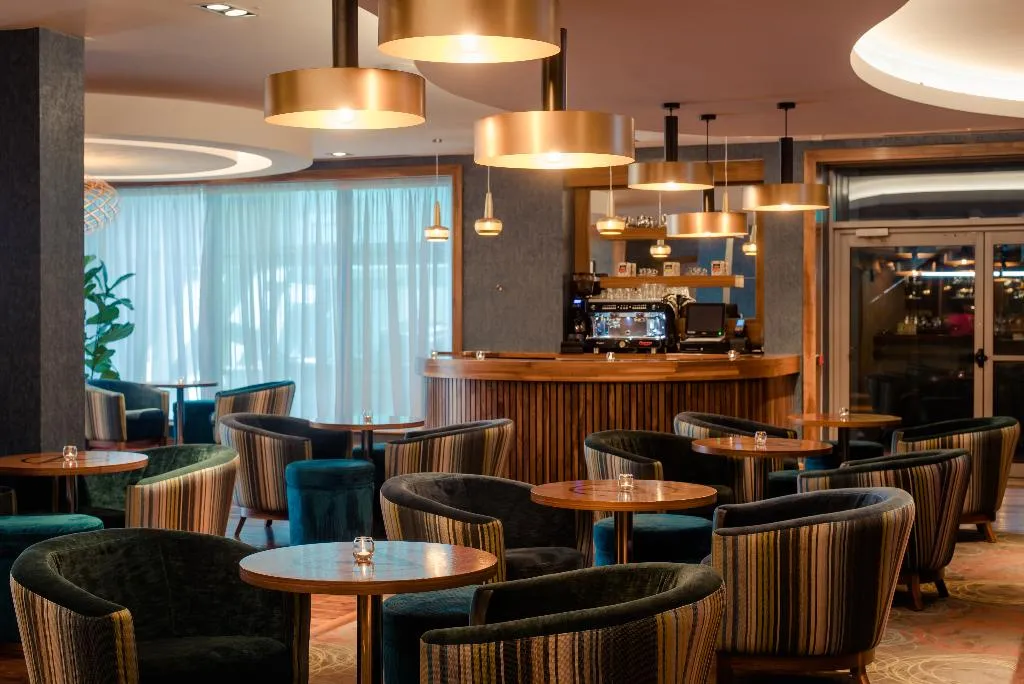 Bar, Tallaght Cross Hotel, Dublin
