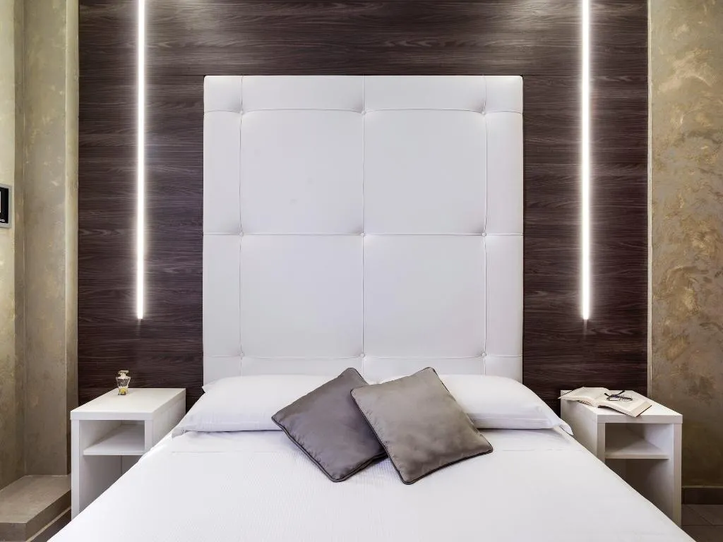 DOUBLE STANDARD Room, Ibis Styles Milano Centro, Milan