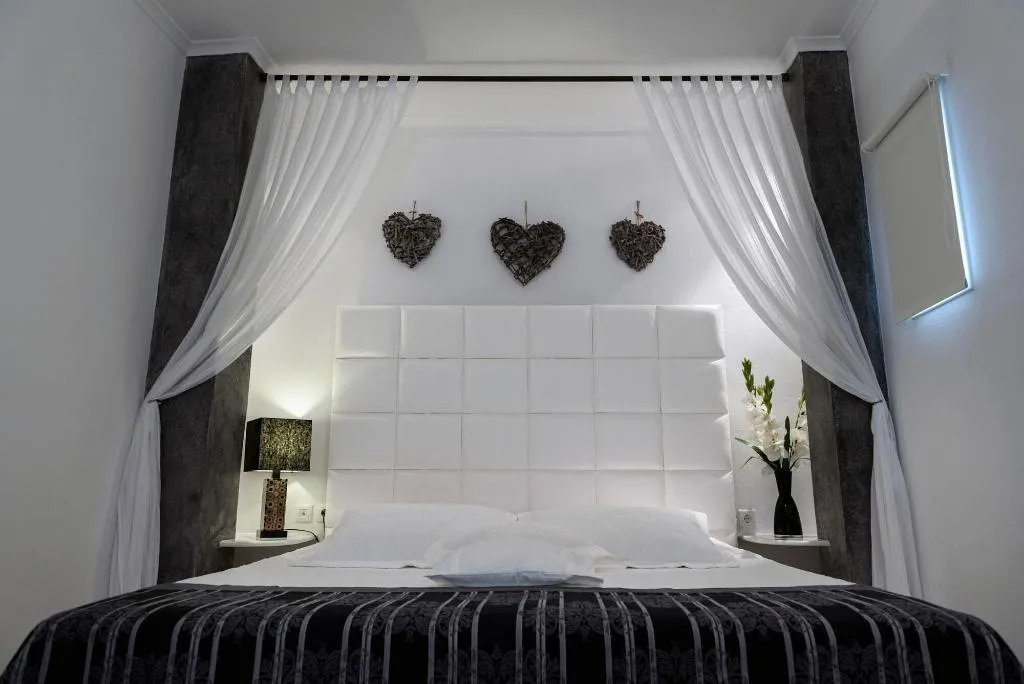 Room, Dream Island Hotel, Santorini