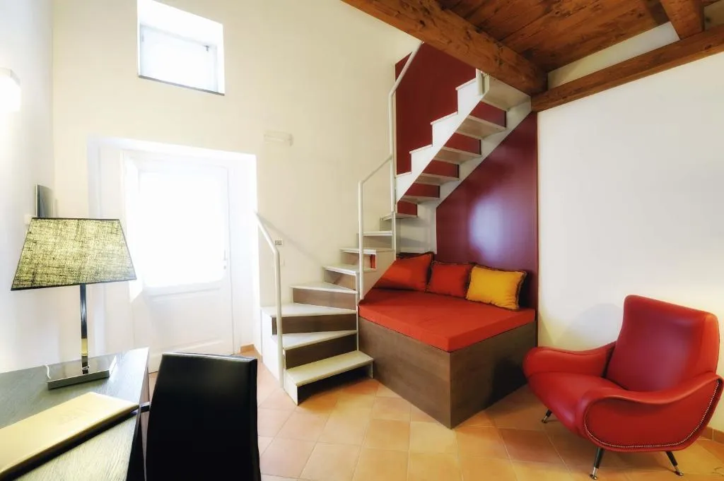 JUNIOR SUITE STANDARD Room, Relais Villa Buonanno, Naples
