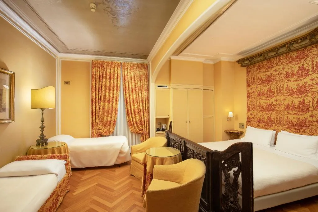QUADRUPLE STANDARD Room, Hotel Canada, BW Premier Collection, Rome