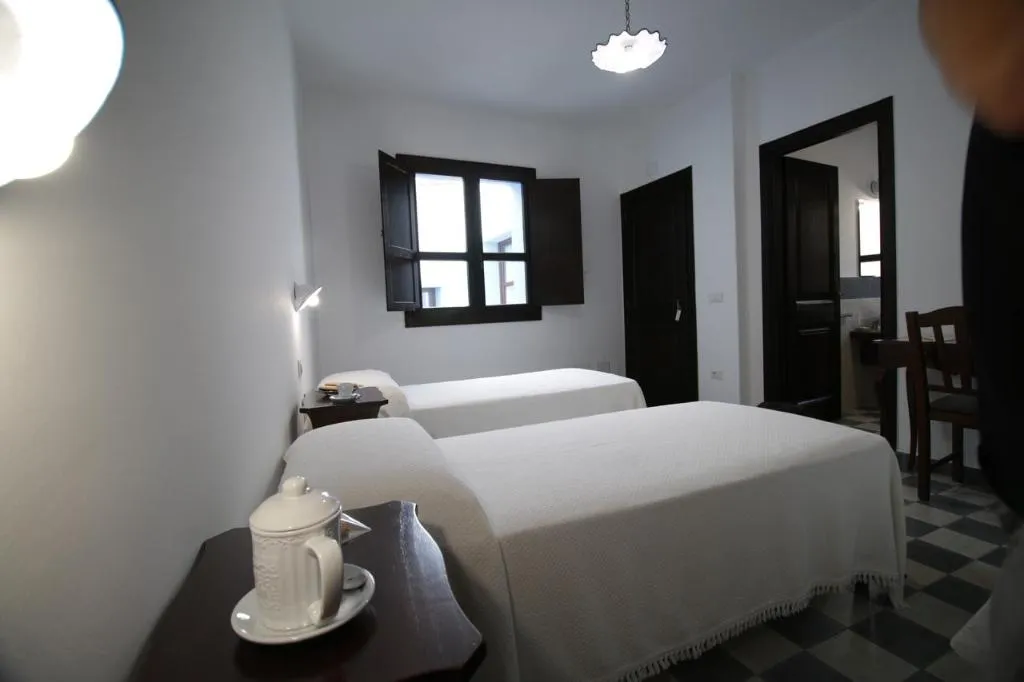 Room, Ghivine Albergo Diffuso, Olbia