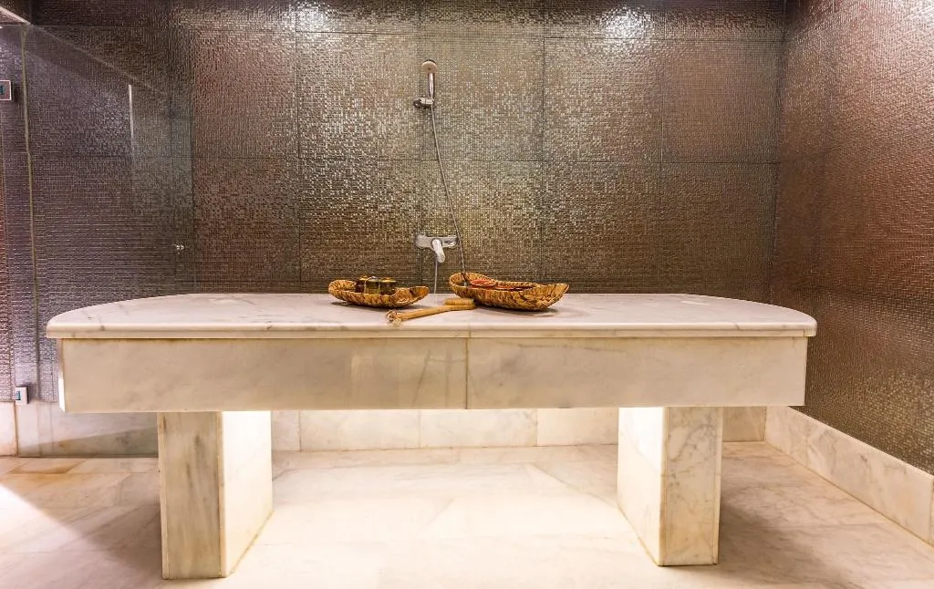 Sports and Entertainment, One Hotel Casablanca, Casablanca