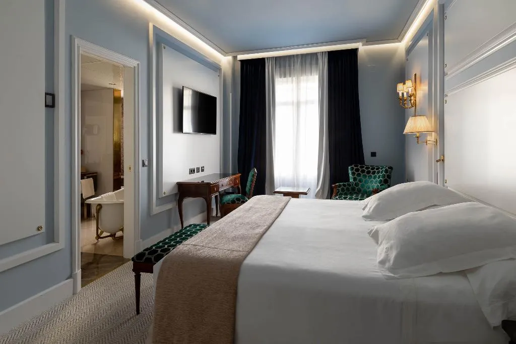 DOUBLE SINGLE USE SUPERIOR Room, Wellington Hotel & Spa Madrid, Madrid