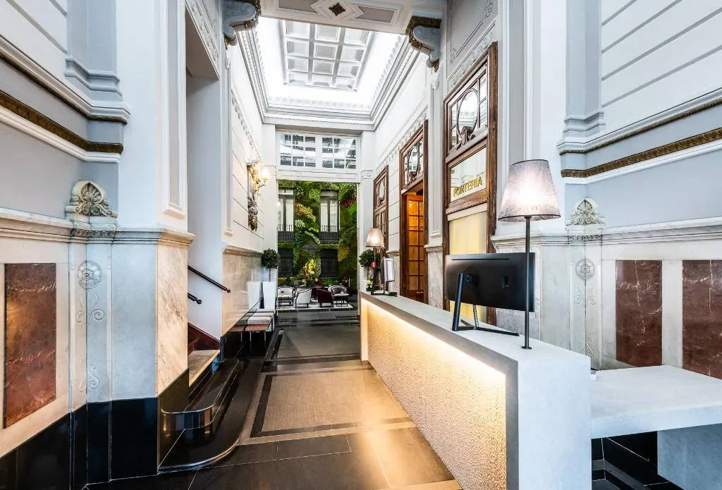 Lobby, Intelier Palacio de San Martín, Madrid