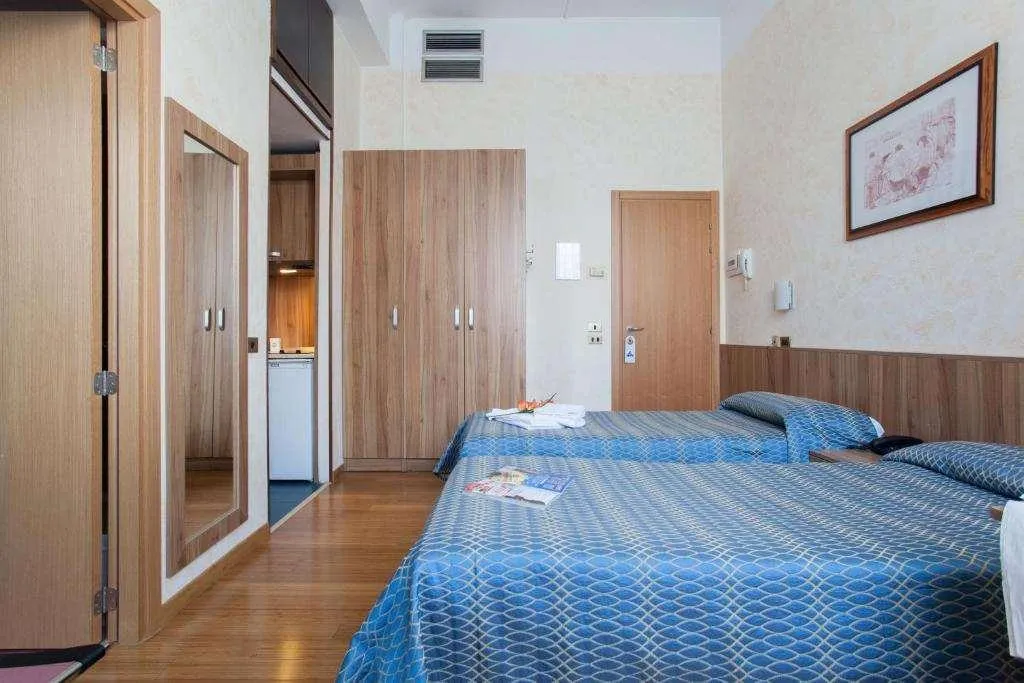 Room, Residence Lepontina, Milan