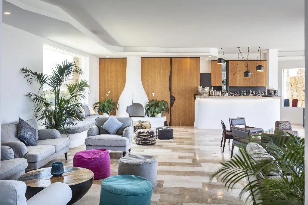 Lobby, Grand Relais dei Nuraghi, Olbia