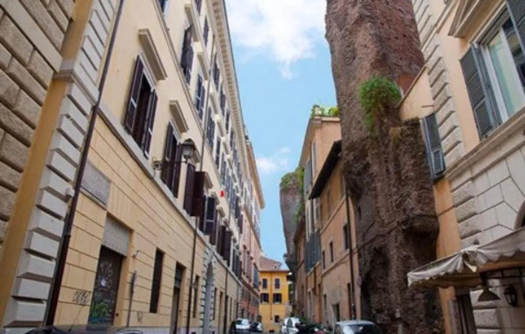 General view, Hotel Le Clarisse Al Pantheon, Rome