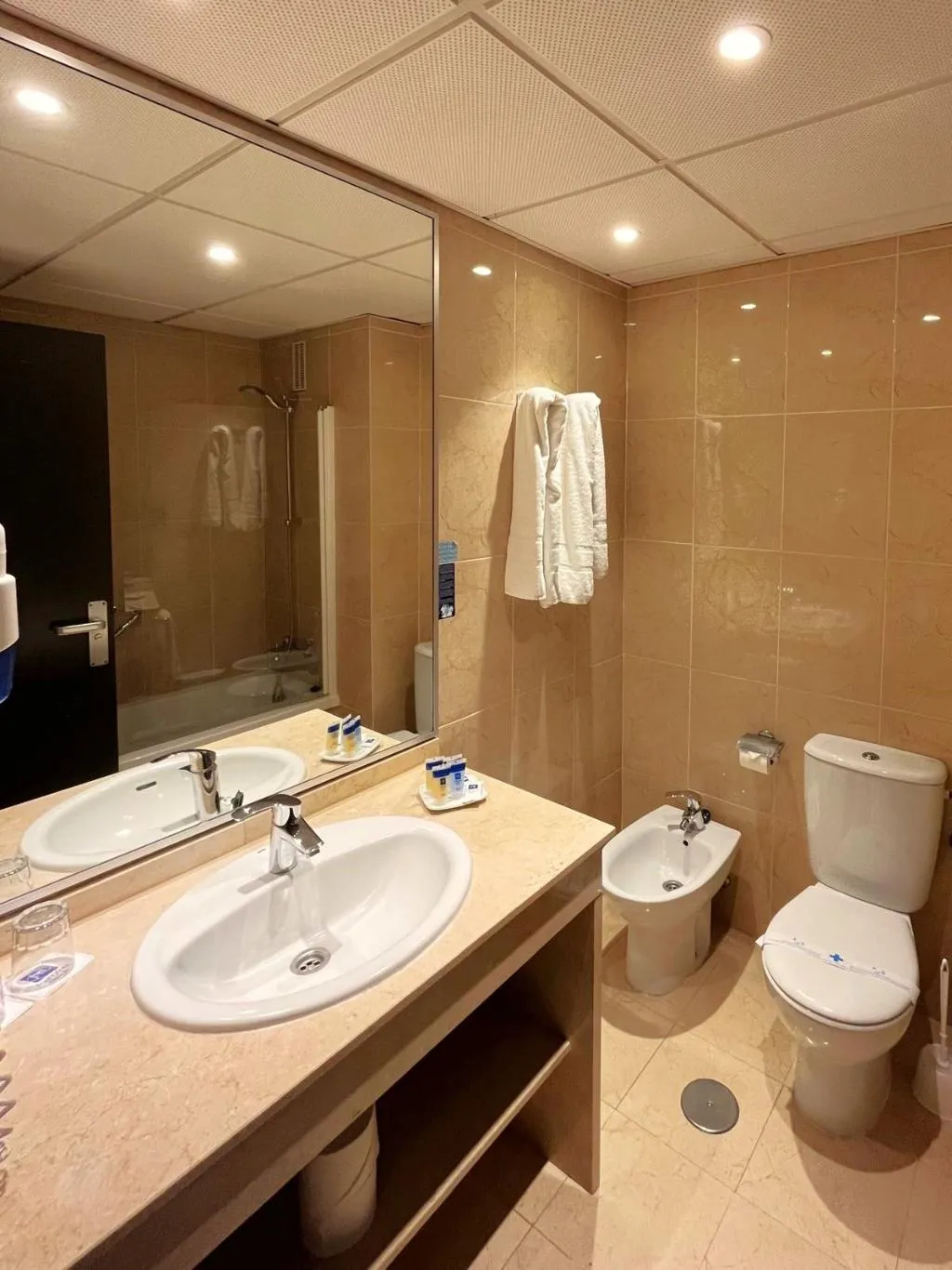 APARTMENT CAPACITY 4 ONE BEDROOM Room, Fuengirola Beach, Costa Del Sol