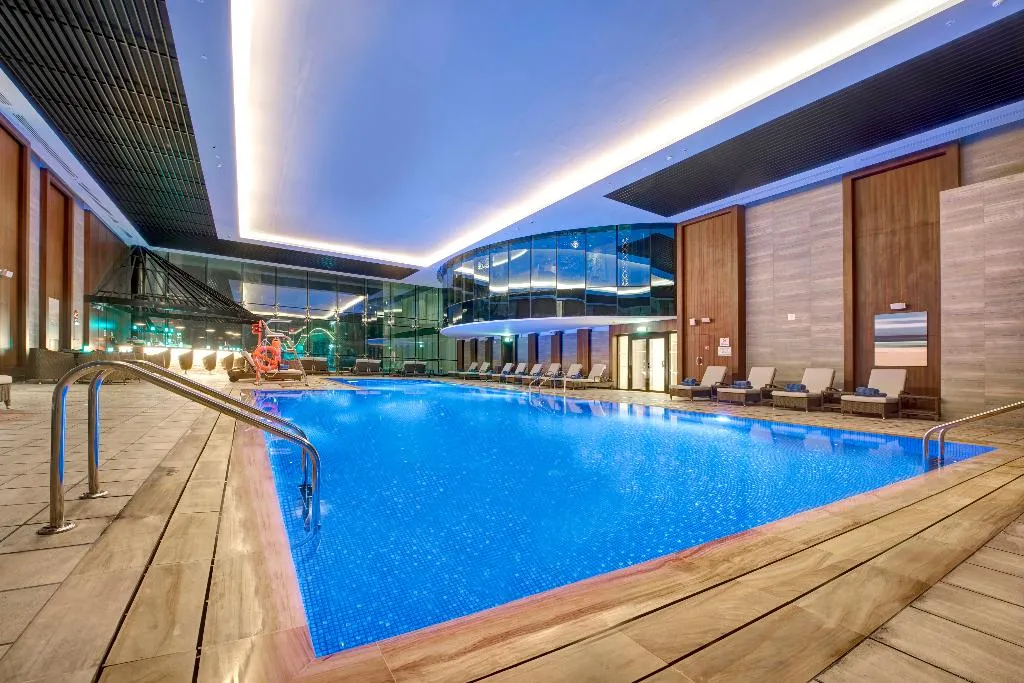 Pool, Dukes The Palm Dubai Hotel, Dubai