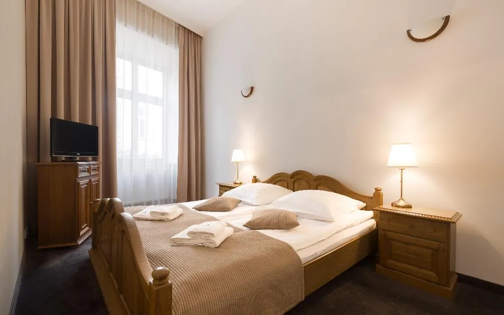 APARTMENT STANDARD Room, Wit Stwosz Hotel, Krakow