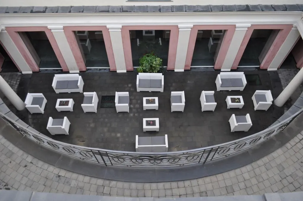 Lobby, Hotel Neronensis, Naples