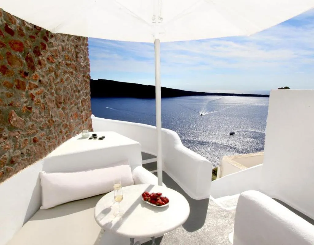 DOUBLE ECONOMY Room, Finesse Suites, Santorini