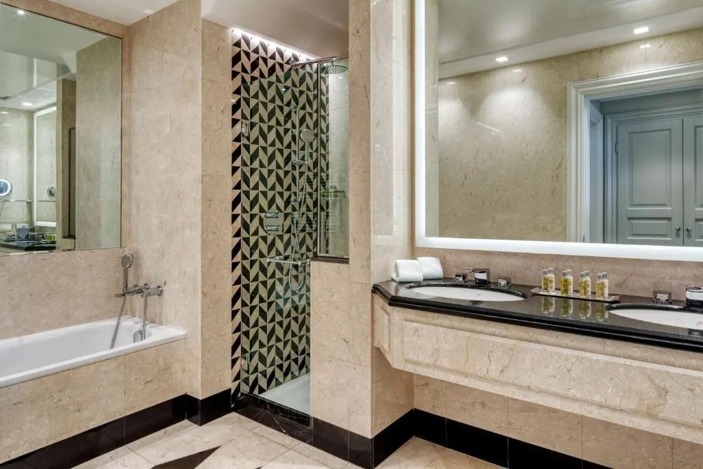 SUITE STANDARD Room, Hilton Molino Stucky Venice, Venice