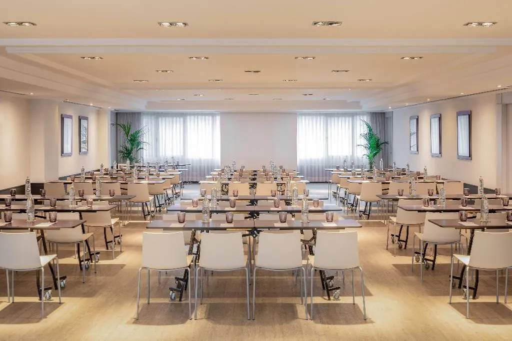 Conferences, Madrid Alameda Aeropuerto Affiliated By Melia, Madrid