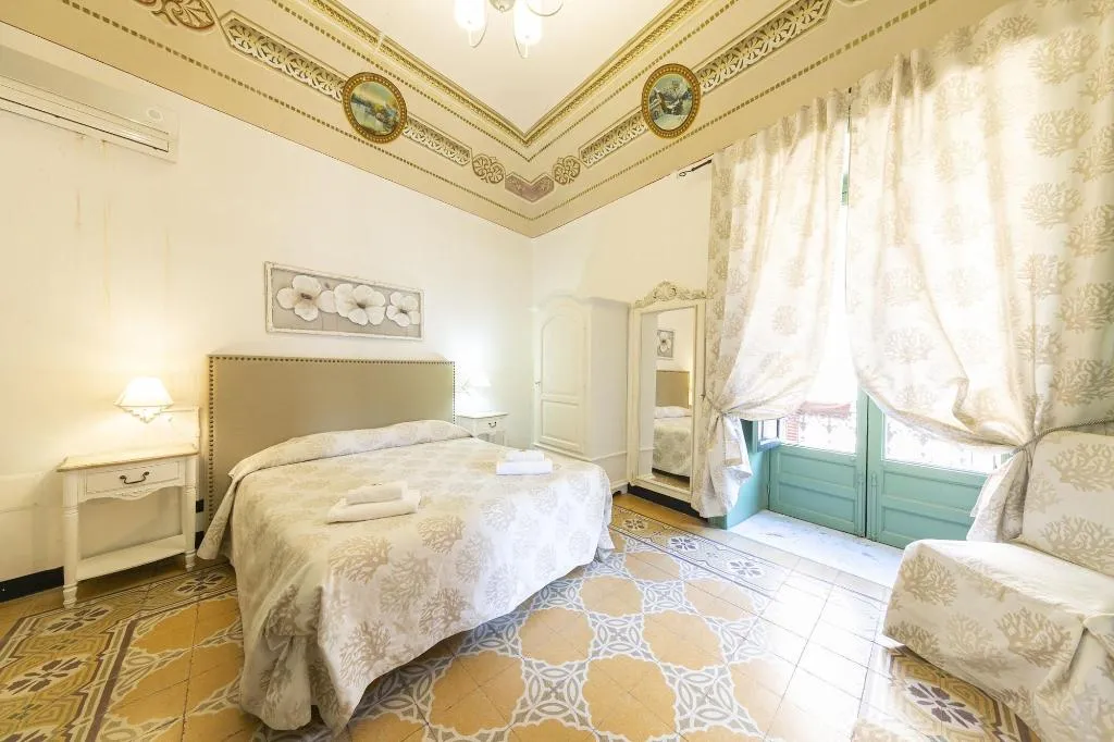 Room, Palazzo Villelmi, Palermo