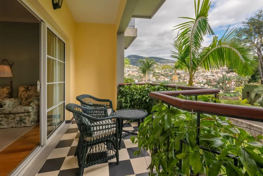 SUITE PREMIER Room, Quinta Jardins do Lago, Madeira