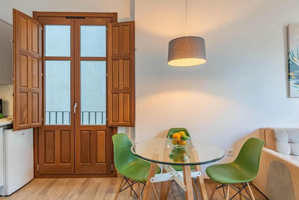 Room, Feelathome Ma Rtires Apartments, Costa Del Sol