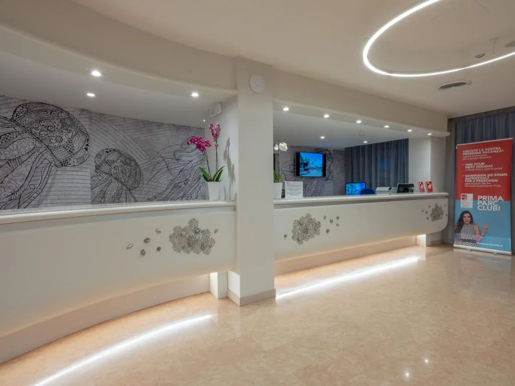 Lobby, Antares, Catania