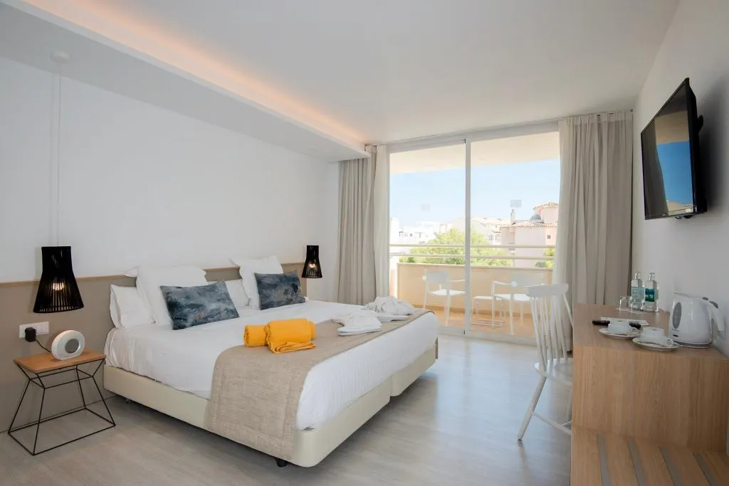 SUITE STANDARD Room, Globales Cala Bona, Majorca