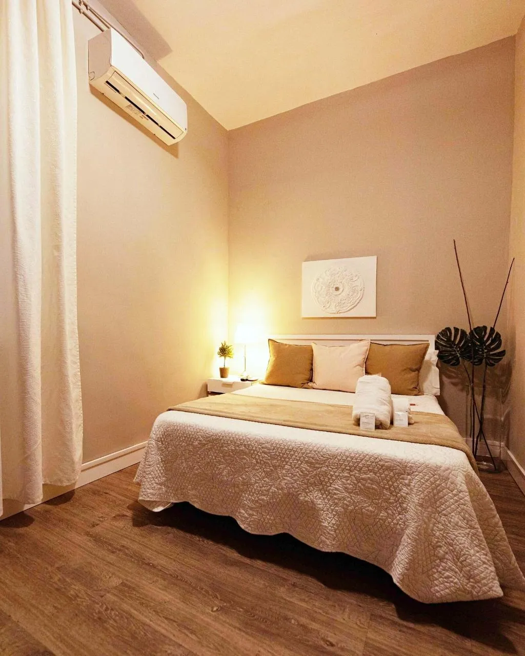 Room, El Hostall, Madrid