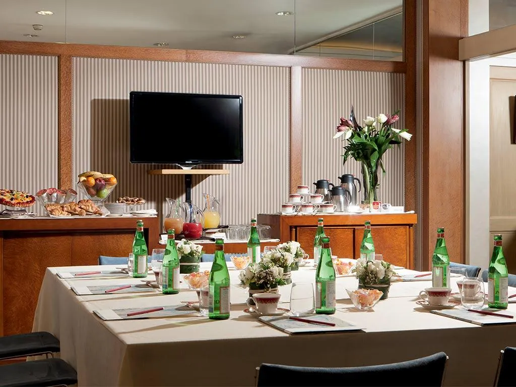 Conferences, Dei Borgognoni, Rome