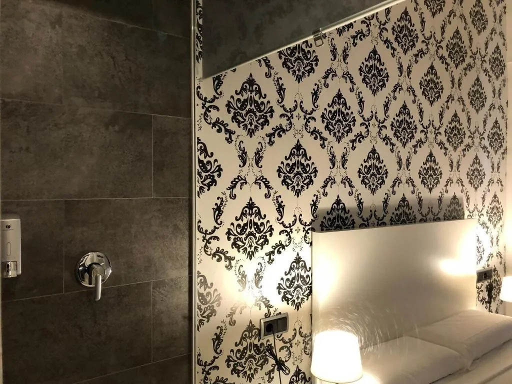 Room, Hostal Q, Barcelona