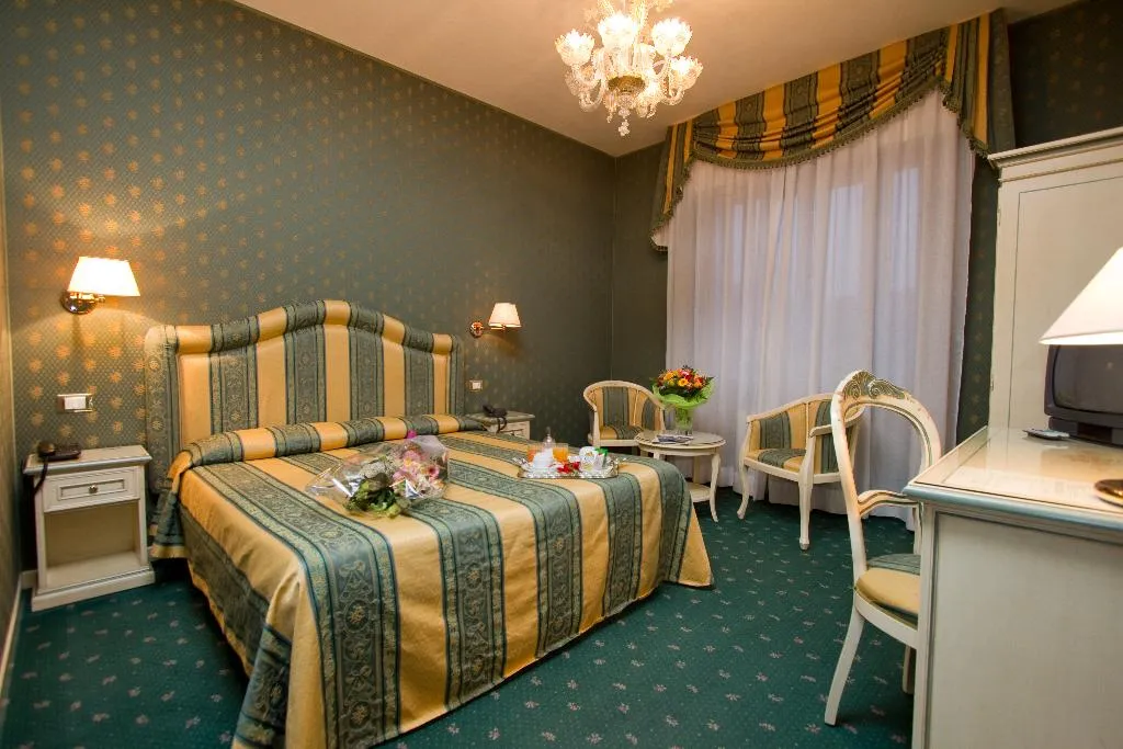 Double or Twin COMFORT Room, Hotel Conterie, Venice