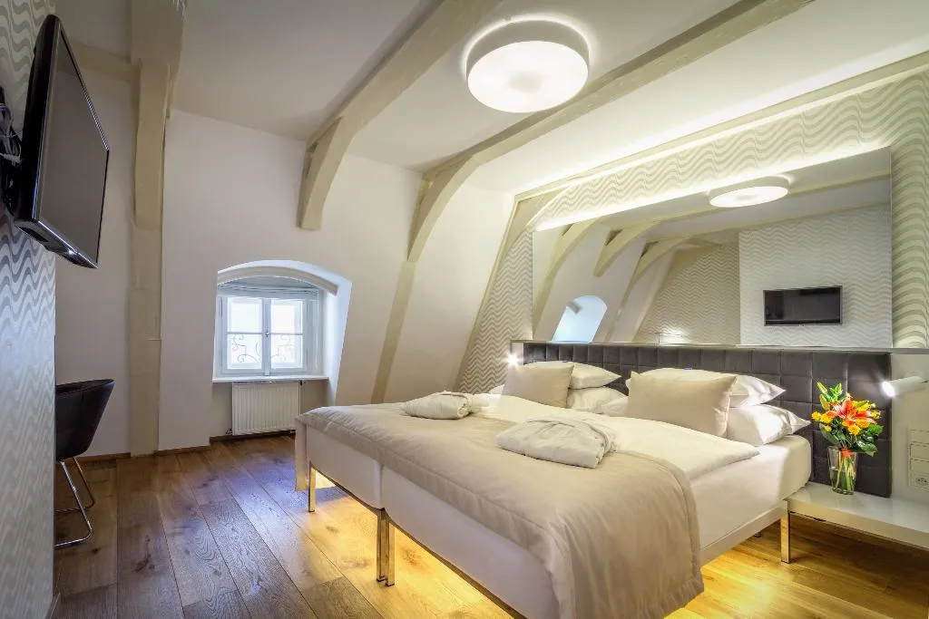 Double or Twin STANDARD Room, Golden Star, Prague