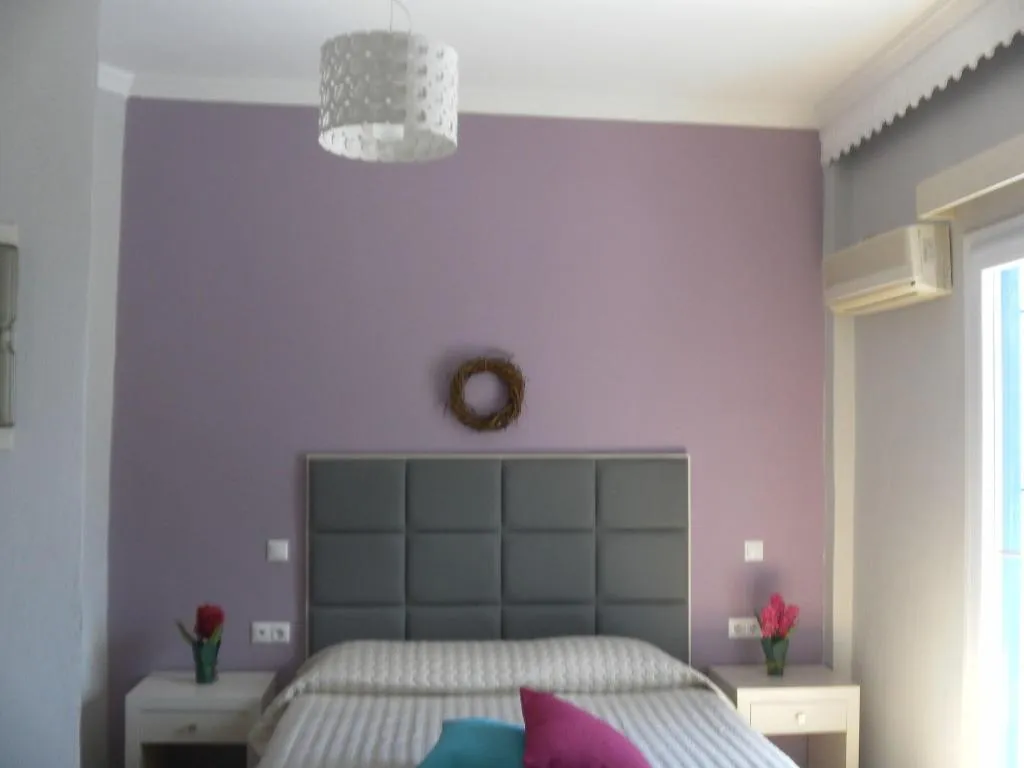 Room, Summertime, Santorini