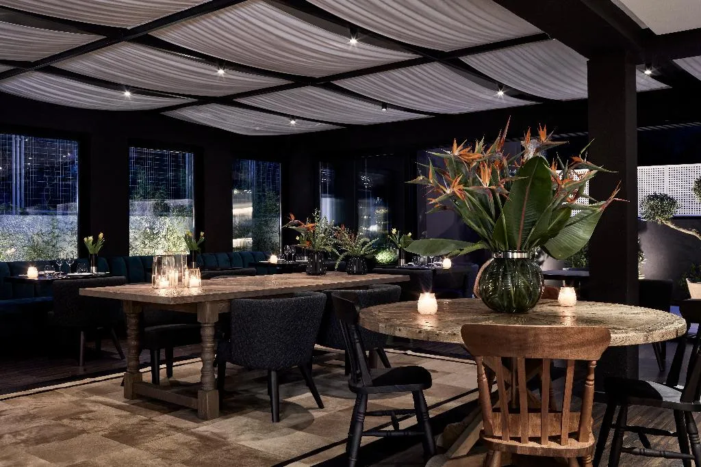 Restaurant, Azur Hotel, Athens