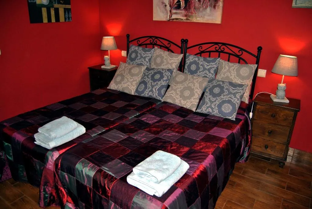 Room, Apartahotel Collarubio, Madrid