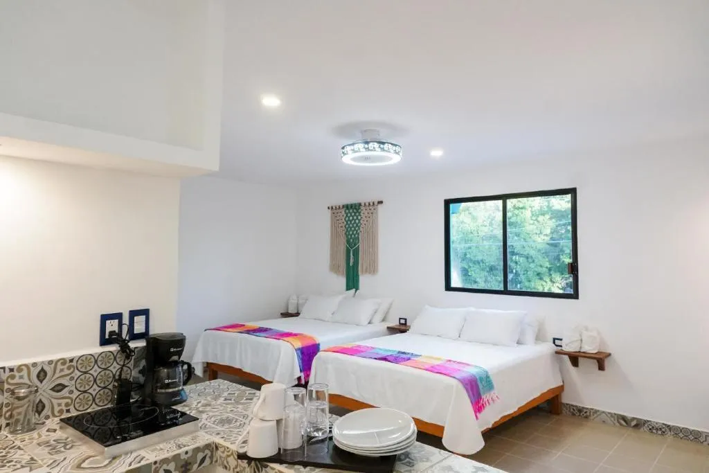 DOUBLE SUPERIOR QUEEN BED Room, Linda Vecindad Playa Del Carmen, Playa Del Carmen