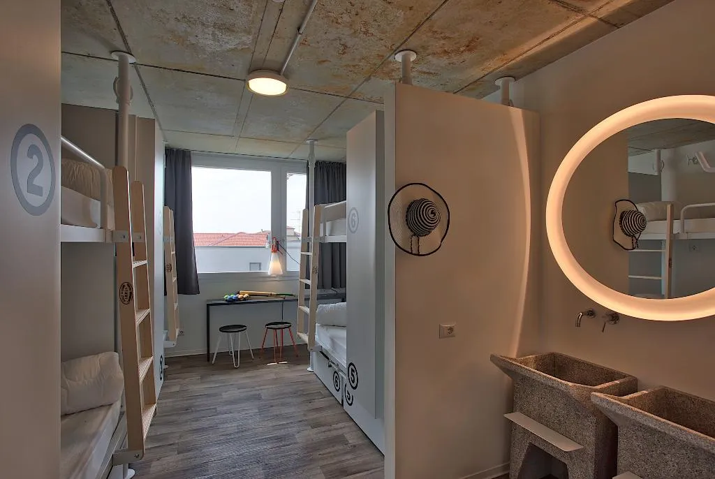 Bed in dormitory BUNK BED Room, Anda Venice Hostel, Venice