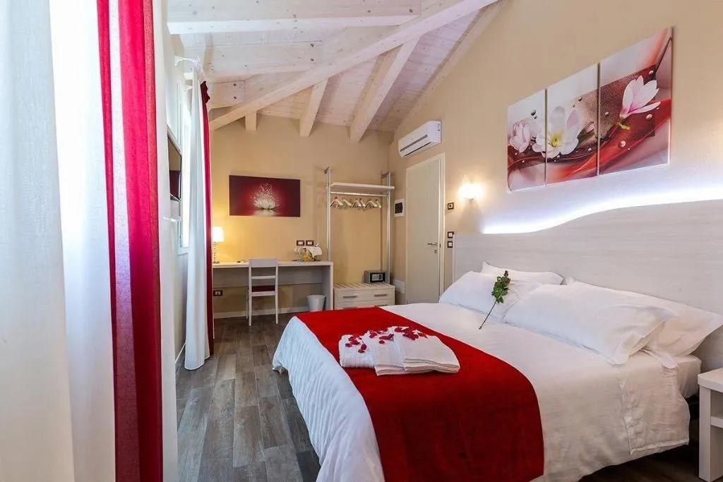 Room, Villa Erica & Villa Erica 1, Venice