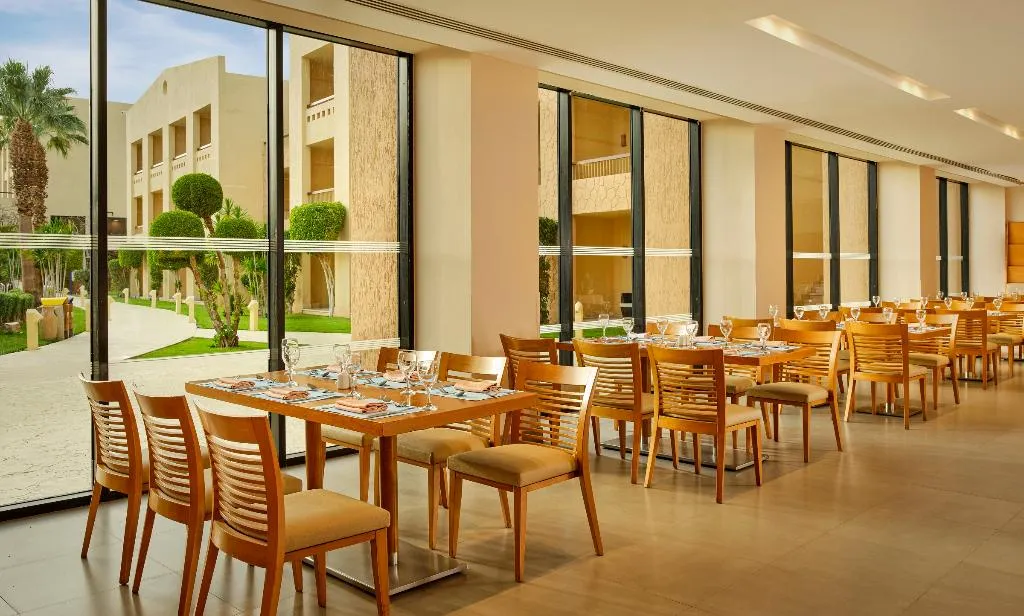 Restaurant, Coral Sea Aqua Club, Red Sea Riviera