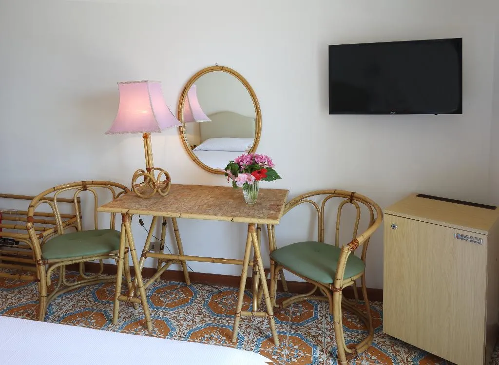 DOUBLE SINGLE USE WITH BALCONY Room, Lido Mediterranee, Taormina