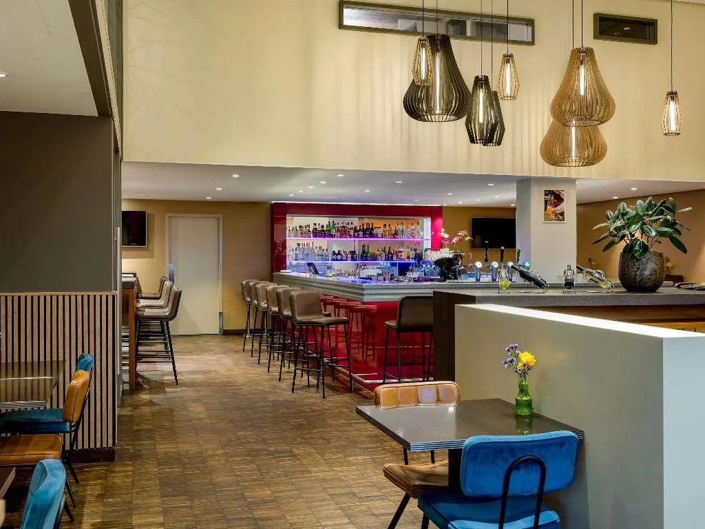 Bar, Movenpick Hotel Amsterdam City Centre, Amsterdam