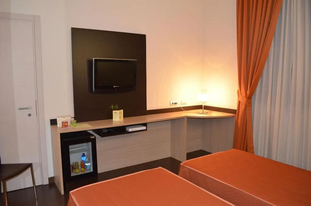 Room, Hotel Mito, Milan