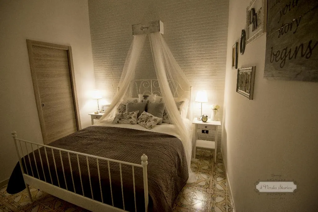 DOUBLE DELUXE Room, Elegant B&B Il Vicolo Storico, Naples
