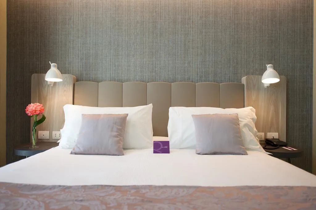 DOUBLE STANDARD Room, Mercure Firenze Centro, Florence