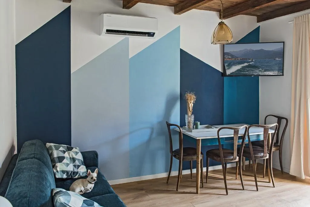 APARTMENT TWO BEDROOMS TWO BATHROOMS Room, Stresa Complex Levoasi, Milan